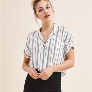 Striped shortsleeved button up✨